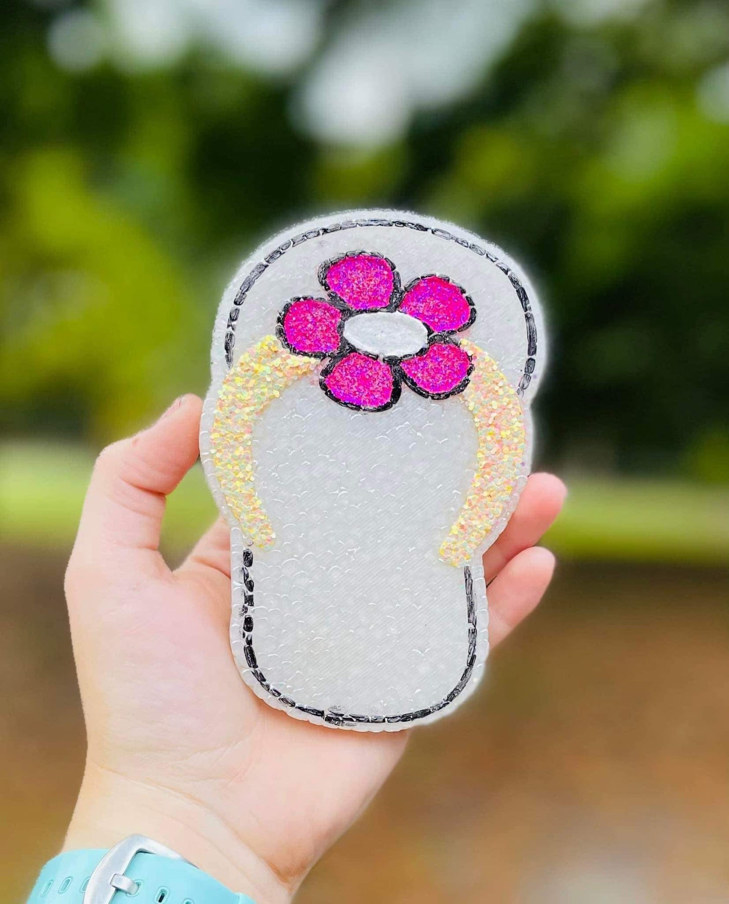 White flower flip flop