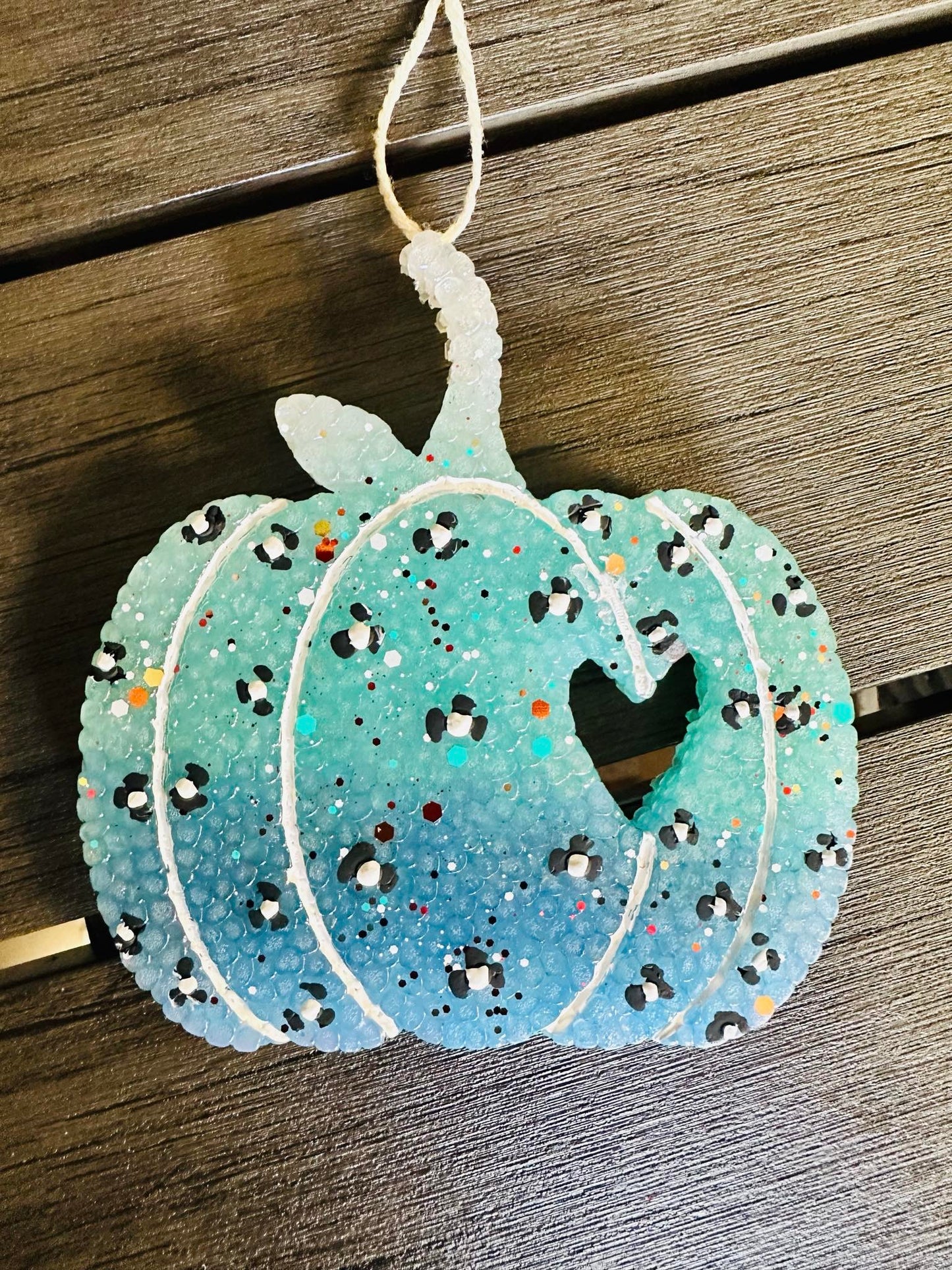 Turquoise leopard pumpkin