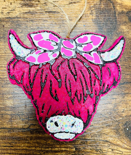 Pink cowprint head